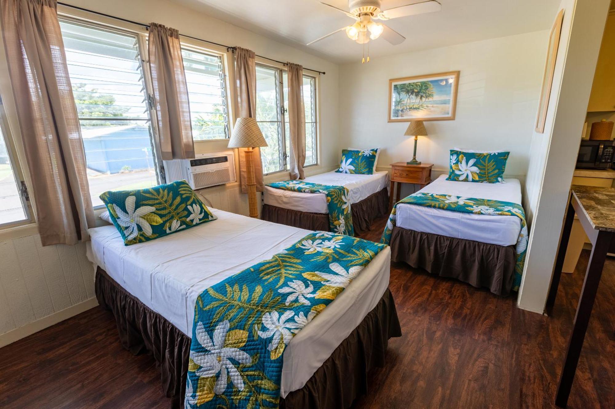 Kauai Palms Hotel Lihue Room photo