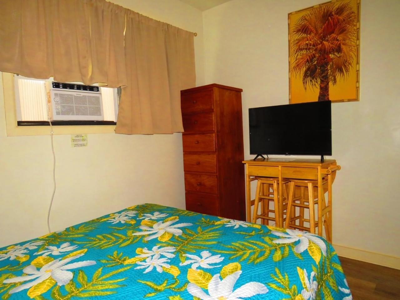 Kauai Palms Hotel Lihue Room photo