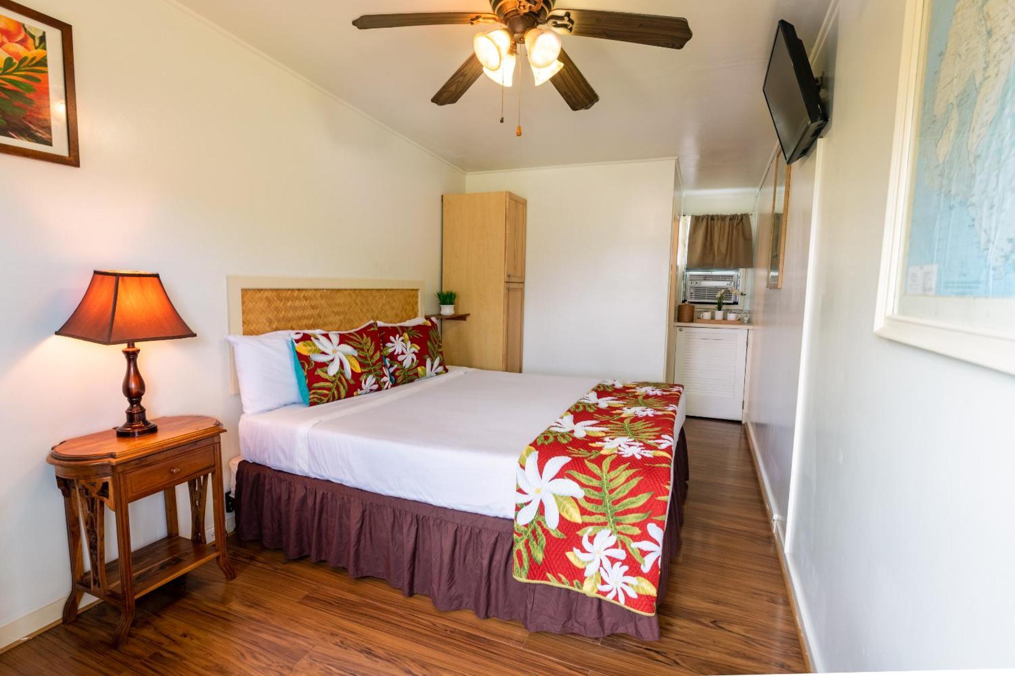 Kauai Palms Hotel Lihue Room photo